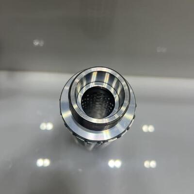 Cartuccia di filtro in fibra di acciaio inossidabile con resistenza alle alte temperature, dimensione dei pori graduale e grande area di filtrazione